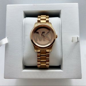 ✨ GOLD MICHAEL KORS WOMENS WATCH ✨